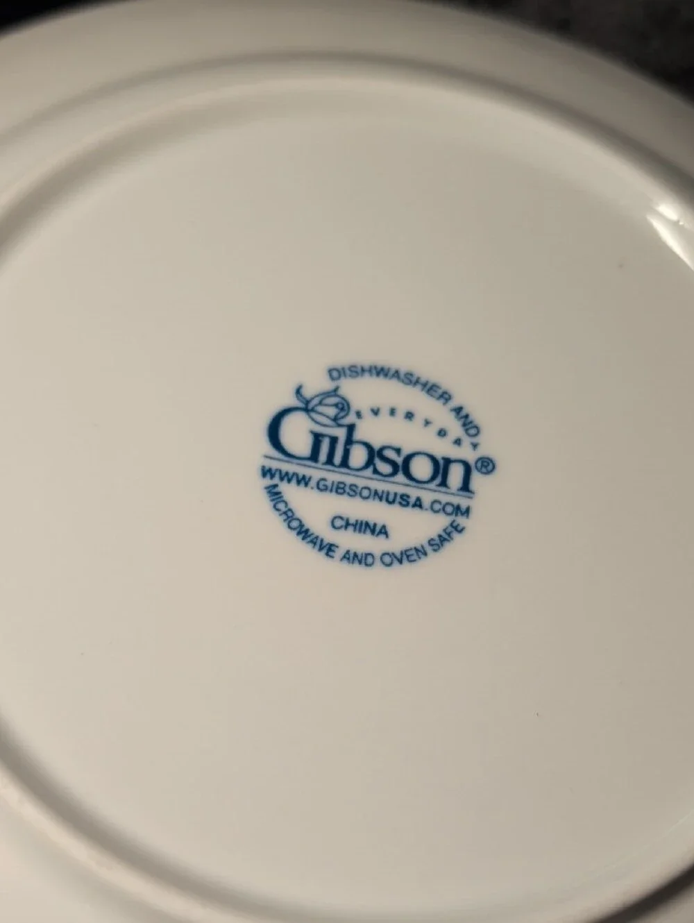Gibson White Ridged Ceramic Dinner Plates - Set of 2
